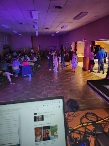 Soirée dansante, Saumeray